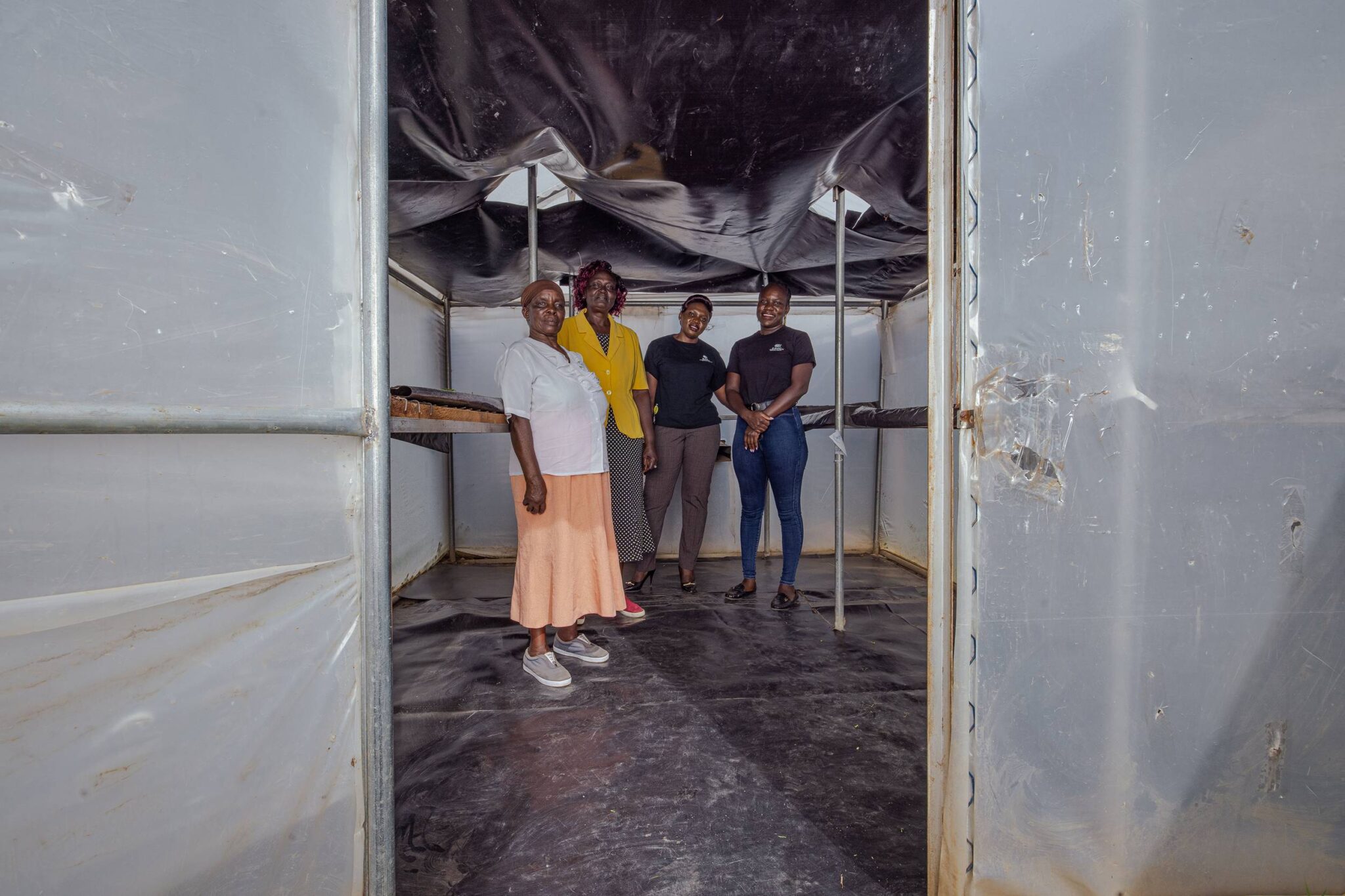 EarthShot_Kenya_RONNY_ONKEO_E-safiri_Team at AWUOTH 3